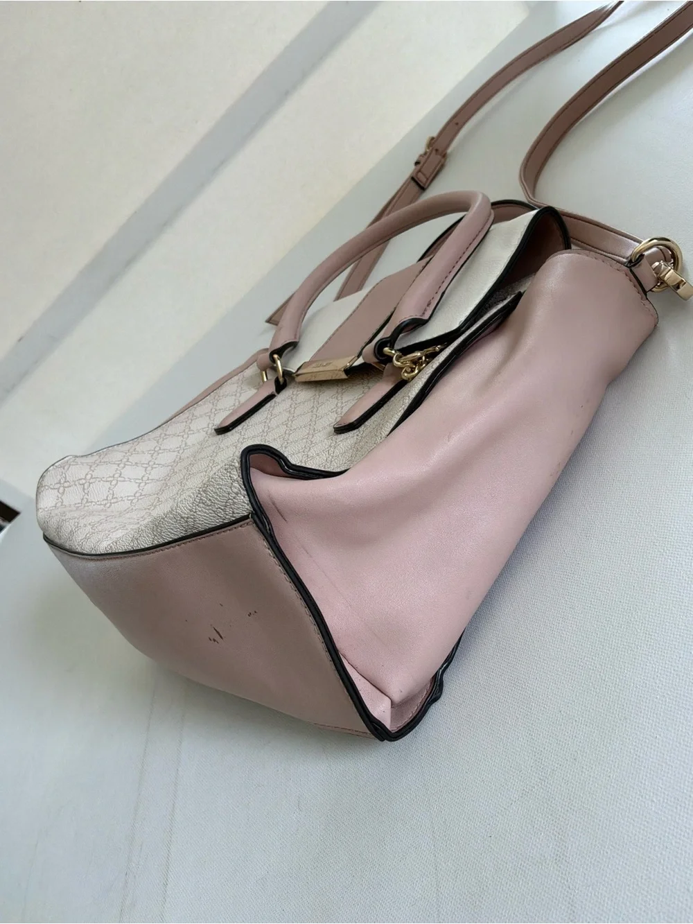 Nine West features brand